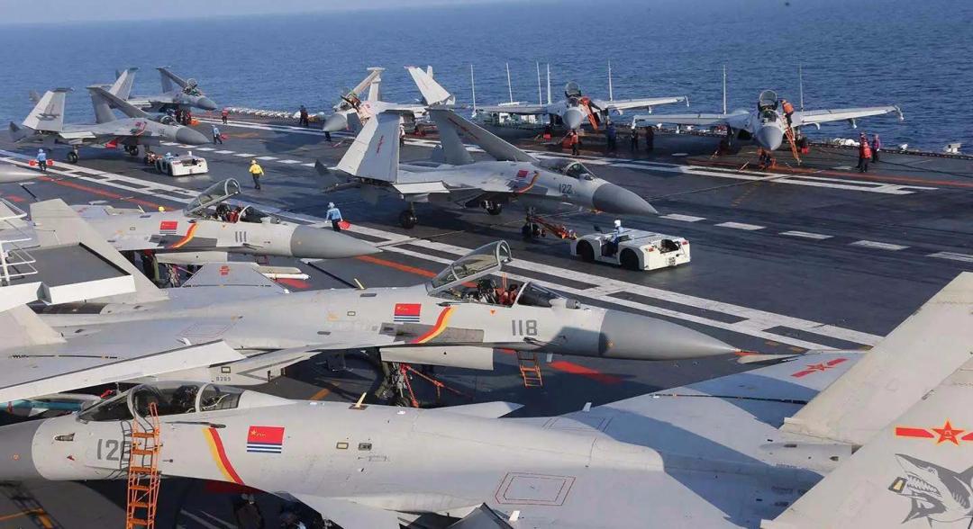 中國同時開建四艘航母，全球海軍建設的新里程碑，中國四艘航母同時開建，全球海軍建設邁入新紀元