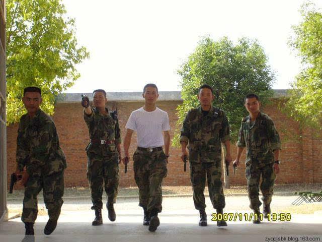 龍焱特種部隊大隊長，英勇無畏的領袖與傳奇戰士的典范，龍焱特種部隊大隊長，英勇無畏的領袖與戰士傳奇典范