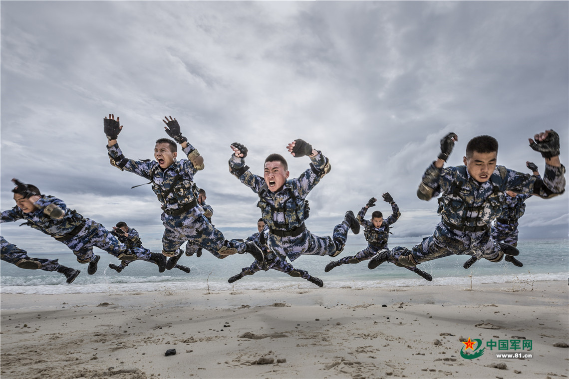 最新軍事圖片高清壁紙，展現(xiàn)現(xiàn)代軍事力量之美，現(xiàn)代軍事力量之美，高清壁紙軍事圖片展示