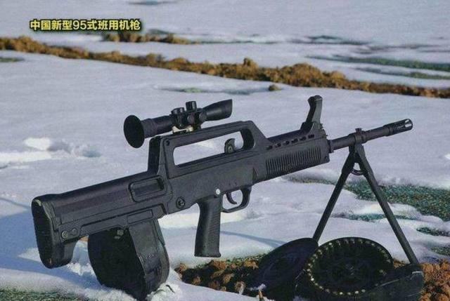 中國(guó)95式狙擊槍?zhuān)舛宋淦鞯拇恚袊?guó)尖端武器代表，95式狙擊槍詳解