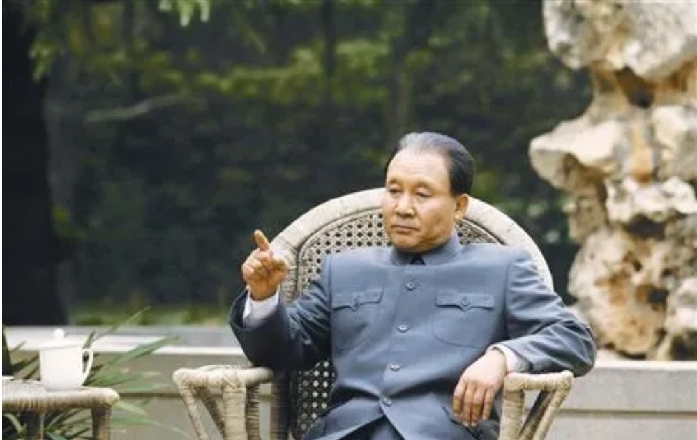 曾道道人資料免費(fèi)大全，探索個(gè)人經(jīng)歷與成就的奧秘，曾道道人資料大全，揭秘個(gè)人經(jīng)歷與成就奧秘
