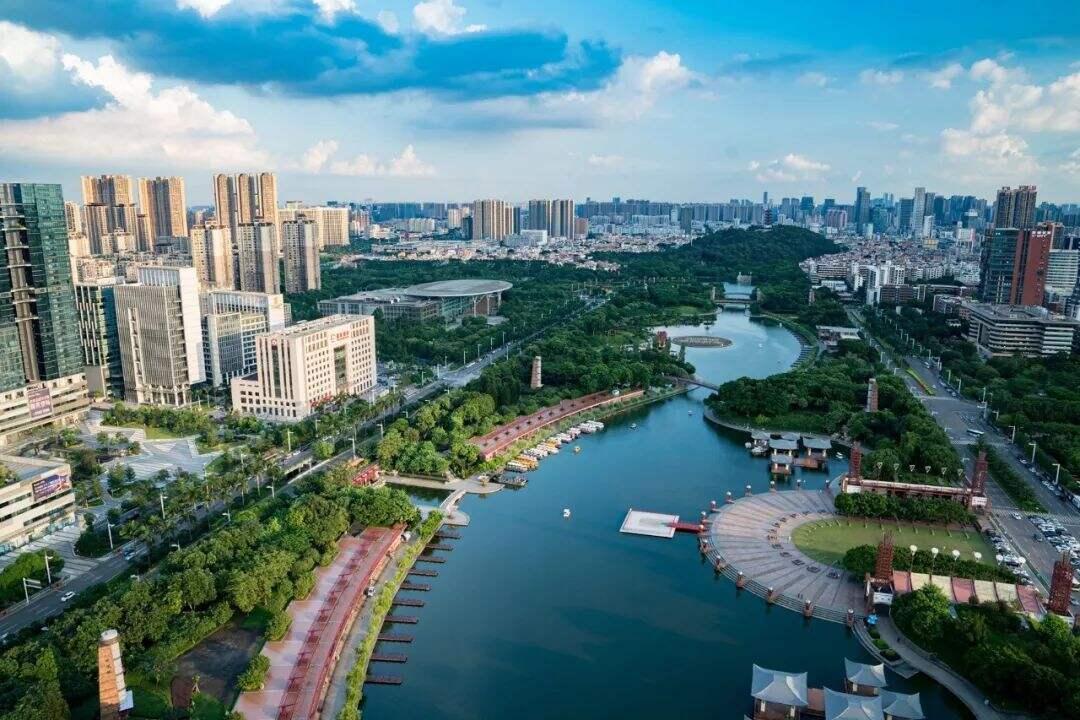 澳門正版免費資源展望，邁向未來的精準服務體驗（2025展望），澳門正版資源展望，邁向精準服務體驗的未來之路（2025年展望）