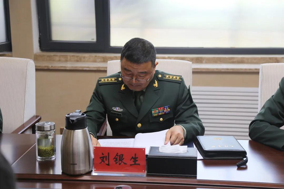 部隊(duì)每日新聞講評稿子，部隊(duì)每日新聞講評概覽，最新動態(tài)與要點(diǎn)解析