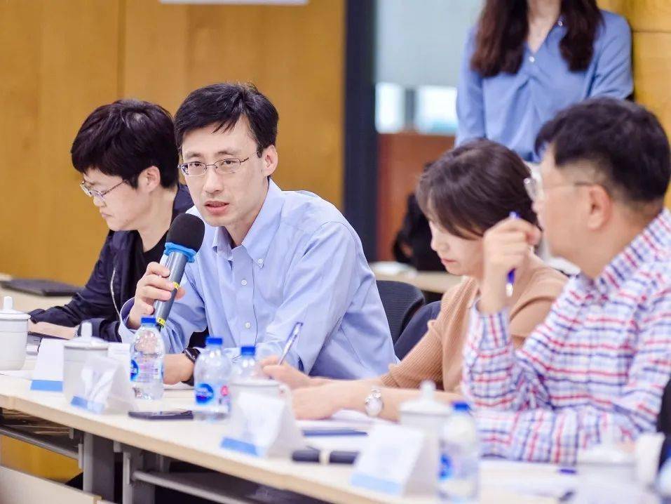 王中王一肖中持嗎？深度解析背后的故事與真相，揭秘王中王一肖背后的故事與真相，深度解析與真相探討