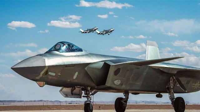 殲-21戰機介紹，未來空中力量的璀璨明珠，殲-21戰機，未來空中力量的璀璨明珠介紹
