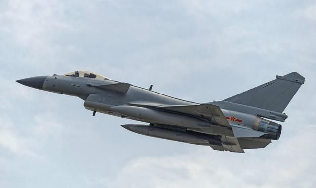 揭秘殲-10戰斗機高清大圖，性能、特點與全球地位，殲-10戰斗機深度解析，高清圖像、性能特點與全球地位
