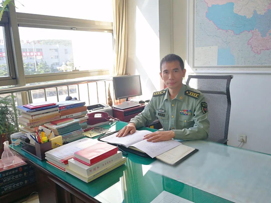 國防大學(xué)官網(wǎng)，探索中國軍事教育的門戶，國防大學(xué)官網(wǎng)，中國軍事教育的探索門戶