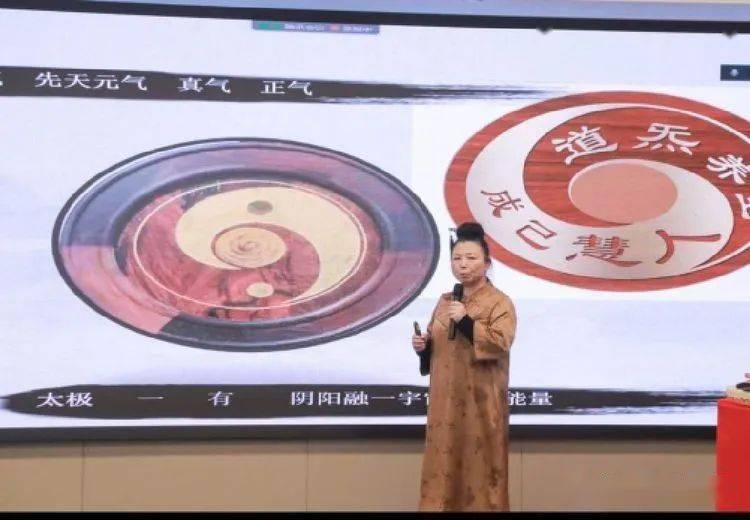 劉伯溫白小姐期期準準，神秘預測背后的故事，劉伯溫白小姐期期精準預測，神秘預言背后的秘密