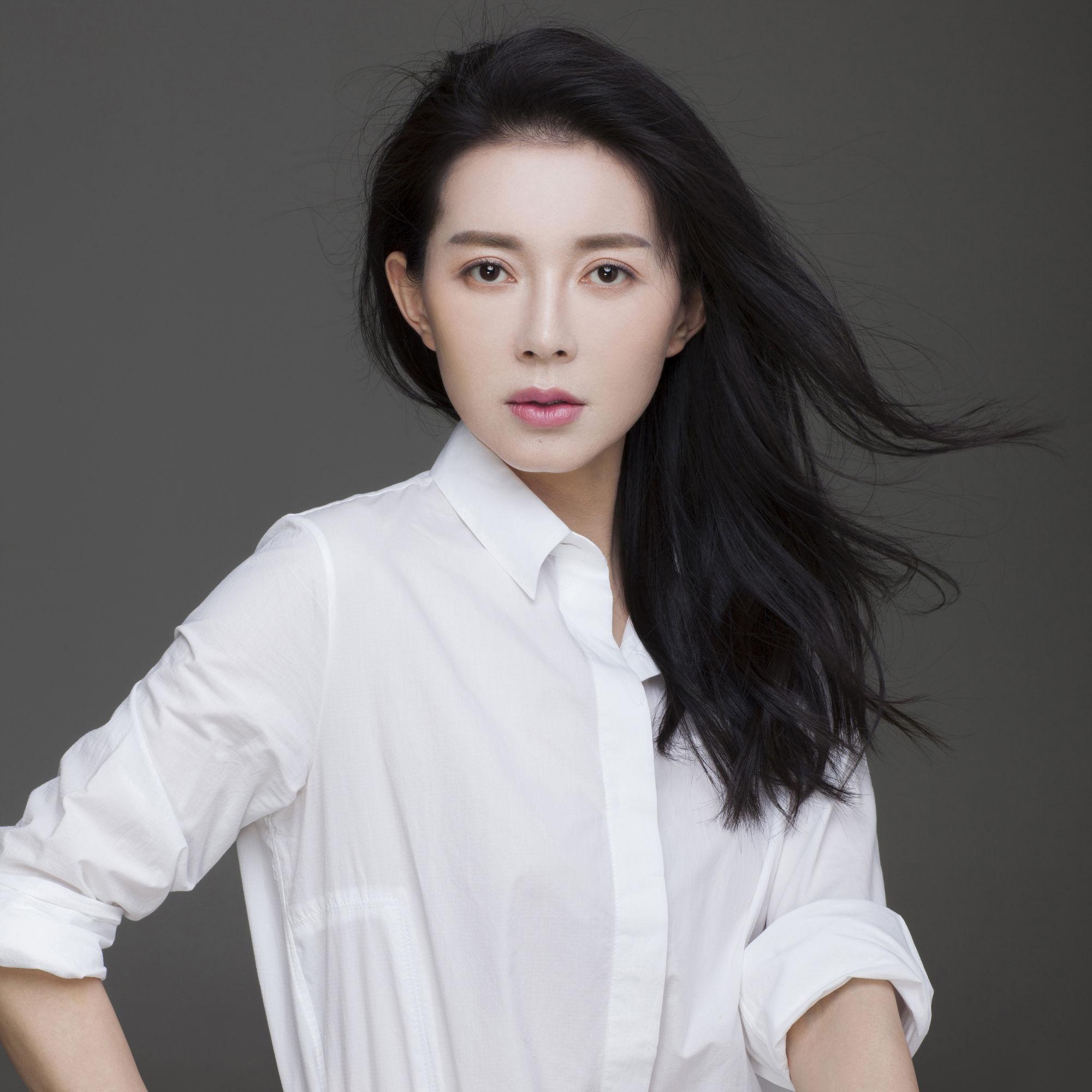 演員劉敏個(gè)人簡(jiǎn)歷——演藝之路的璀璨之星,演員劉敏,演藝之路的璀璨之星之旅