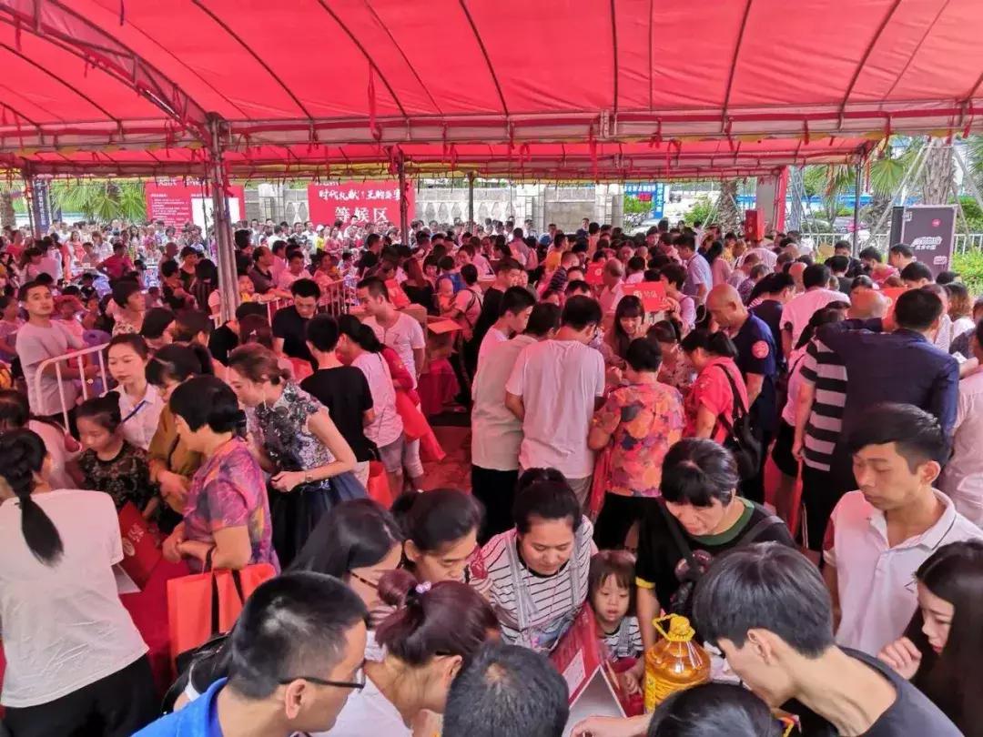 王中王一肖四碼中特,揭秘彩票背后的秘密策略與技巧,揭秘彩票背后的秘密策略與技巧,王中王一肖四碼中特探討彩票技巧與策略