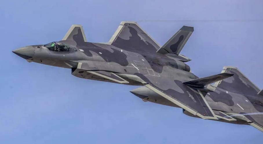 揭秘殲-20戰機的卓越性能與未來展望,揭秘殲-20戰機的性能優勢及未來展望