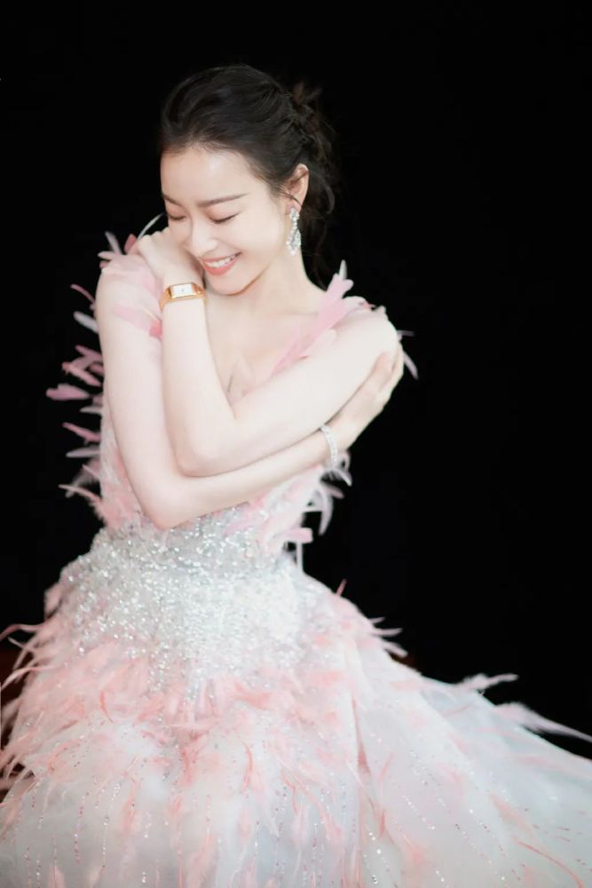 倪妮與數字421背后的含義，倪妮與數字421背后的秘密