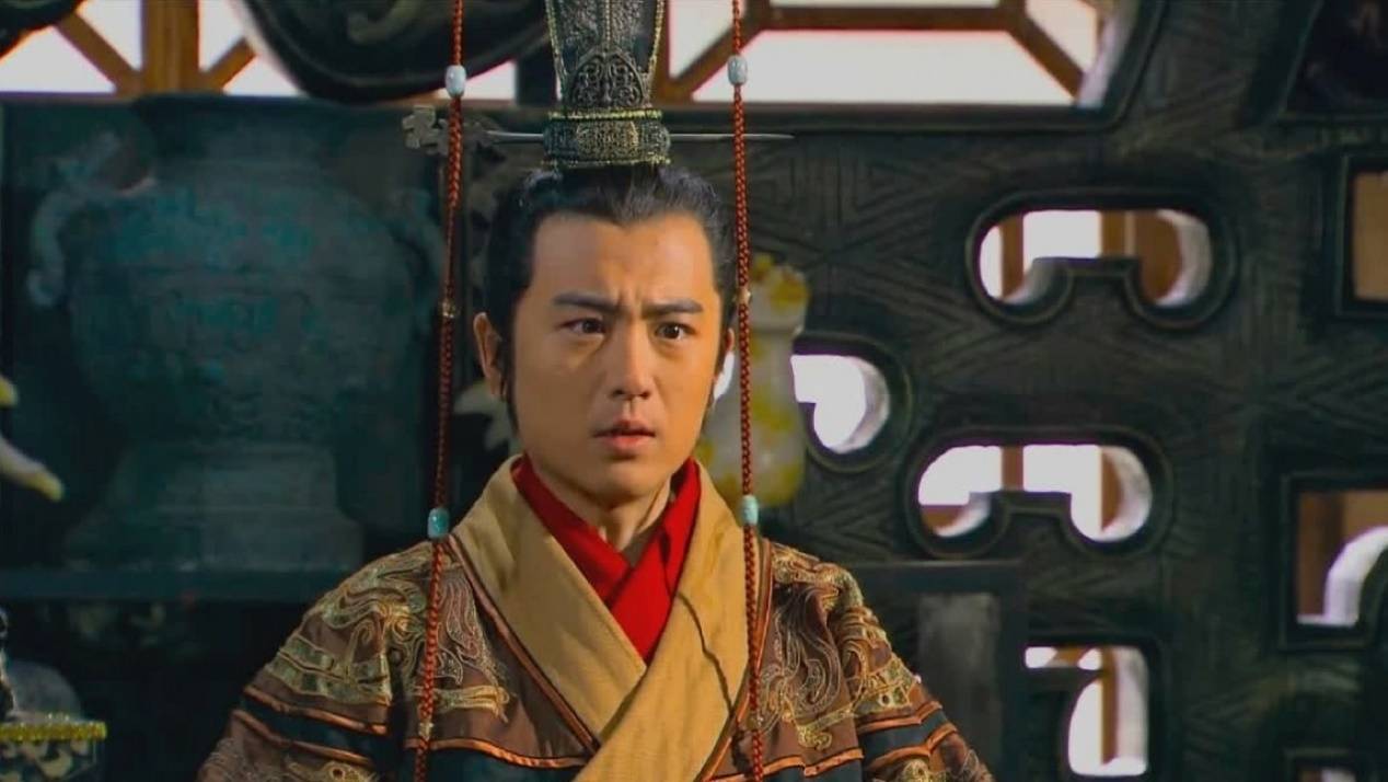 揭秘劉伯溫期期精準(zhǔn)選肖背后的故事，誰(shuí)成為富婆背后的秘密？，揭秘劉伯溫精準(zhǔn)選肖背后的故事，富婆背后的秘密揭曉！