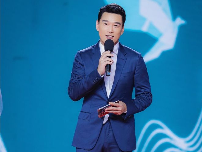 郭晏青，一位閃耀的明星，全方位解讀其個人魅力與影響力，郭晏青，明星之光——個人魅力與影響力的全方位解讀