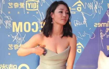 揭秘白百何的別名之謎，一指禪背后的故事與含義，白百何別名之謎揭秘，一指禪背后的故事與深層含義探索