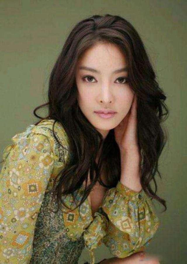 韓國女星與財閥,探索背后的故事,韓國女星與財閥背后的故事探索