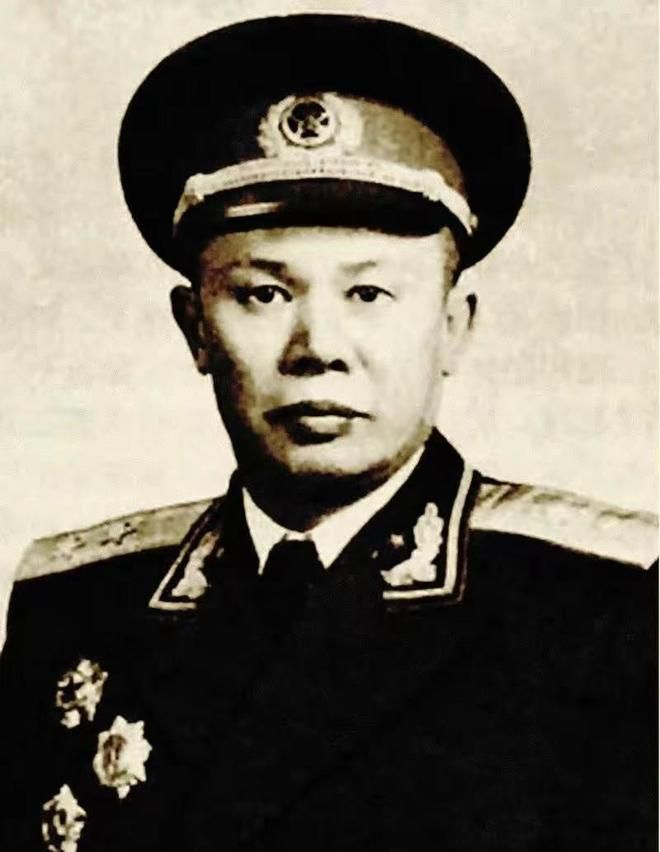 開國十大將軍排名,歷史功勛與傳奇故事,開國十大將軍排名背后的歷史功勛與傳奇故事