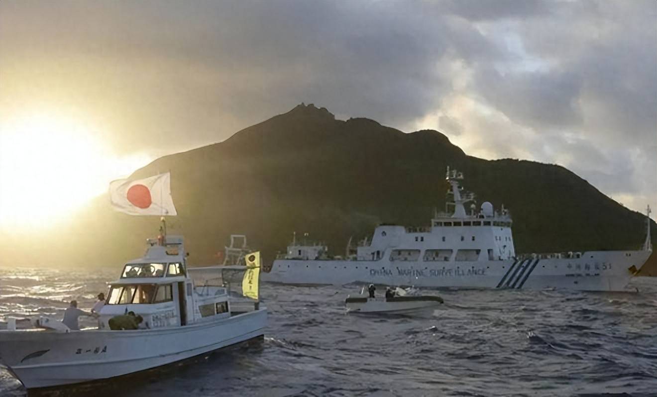 中日釣魚島開戰(zhàn)了嗎?理性看待爭(zhēng)端,尋求和平解決之道,中日釣魚島爭(zhēng)端,尋求和平解決之道,理性看待爭(zhēng)端局勢(shì)。