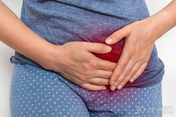 女生下面長疙瘩的原因及應對方法，女生私密處疙瘩成因與應對方法