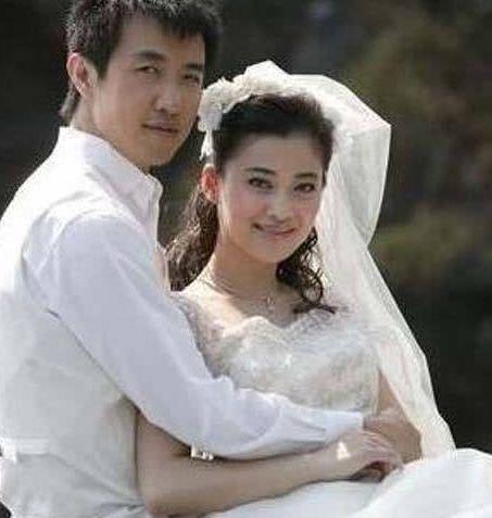 梅婷個人資料簡介及老公圖片,梅婷個人資料簡介與老公照片曝光