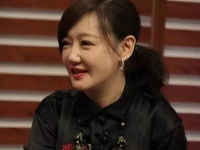 薛佳凝近況如何,演藝事業與個人生活的點滴呈現,薛佳凝近況揭秘,演藝事業與個人生活的精彩呈現