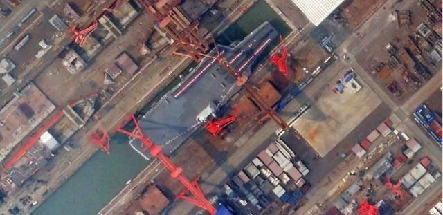 關于中國海軍女艦長撞美國航母事件,深度解析與反思,中國海軍女艦長與美國航母碰撞事件,深度解讀與反思