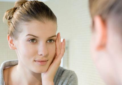 額頭紋消除,多種方法助你告別皺紋煩惱,額頭紋消除秘籍,告別皺紋煩惱的多種方法