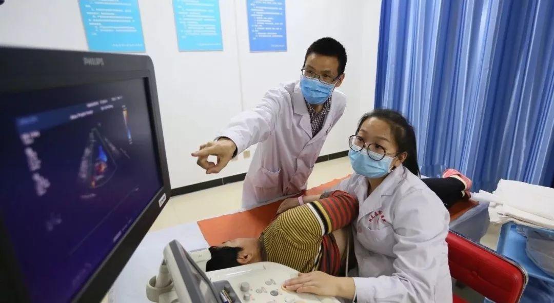 杭州割雙眼皮哪家醫(yī)院比較好?全面解析助您做出明智選擇,杭州雙眼皮手術(shù)醫(yī)院解析,哪家醫(yī)院更適合您?