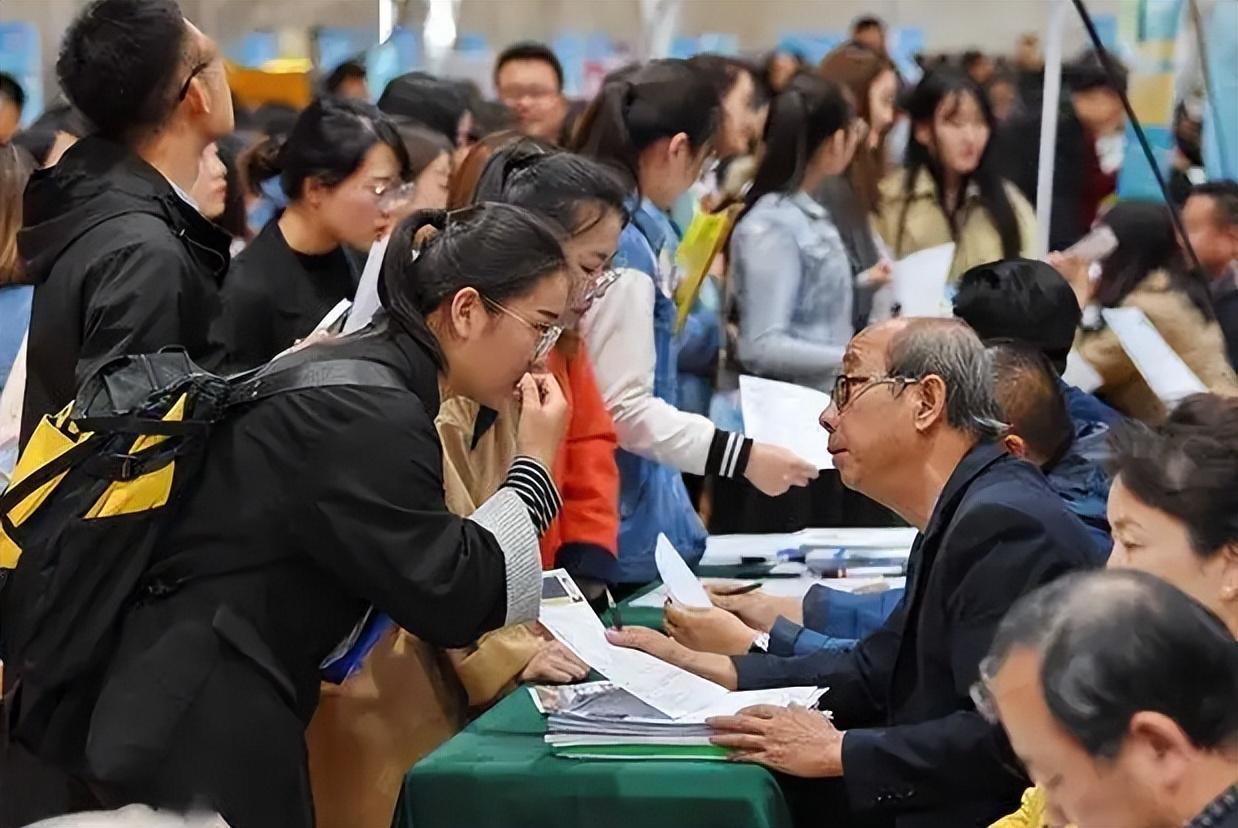 尋找附近超值住宿,每晚僅需20元的旅館推薦,尋找超值住宿,每晚僅需20元的超值旅館推薦