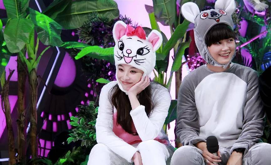 李宇春倪妮實(shí)錘，揭秘兩位明星的深厚友情與影響力，李宇春倪妮深厚友情揭秘，明星間的堅(jiān)實(shí)羈絆與影響力之巔