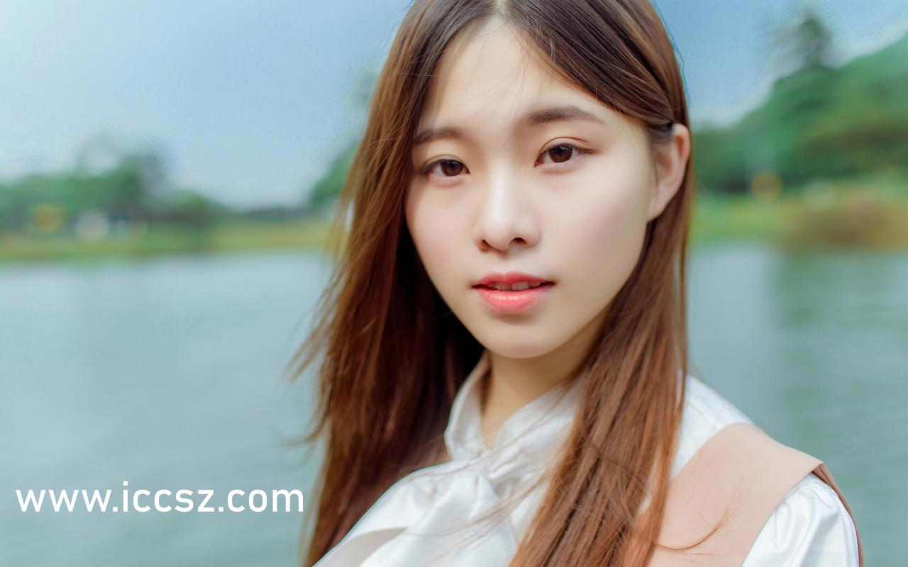 探索草莓之美，邁開腿，欣賞獨特的草莓圖片，草莓之美，探索與欣賞的獨特圖片之旅