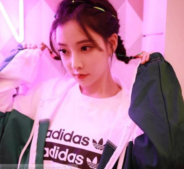 馮提莫個人資料身高深度解析,馮提莫個人資料及身高深度探究