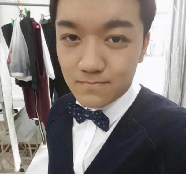 尤浩然現狀,從熒屏新星到商業巨頭的蛻變,尤浩然,熒屏新星到商業巨頭的蛻變之路