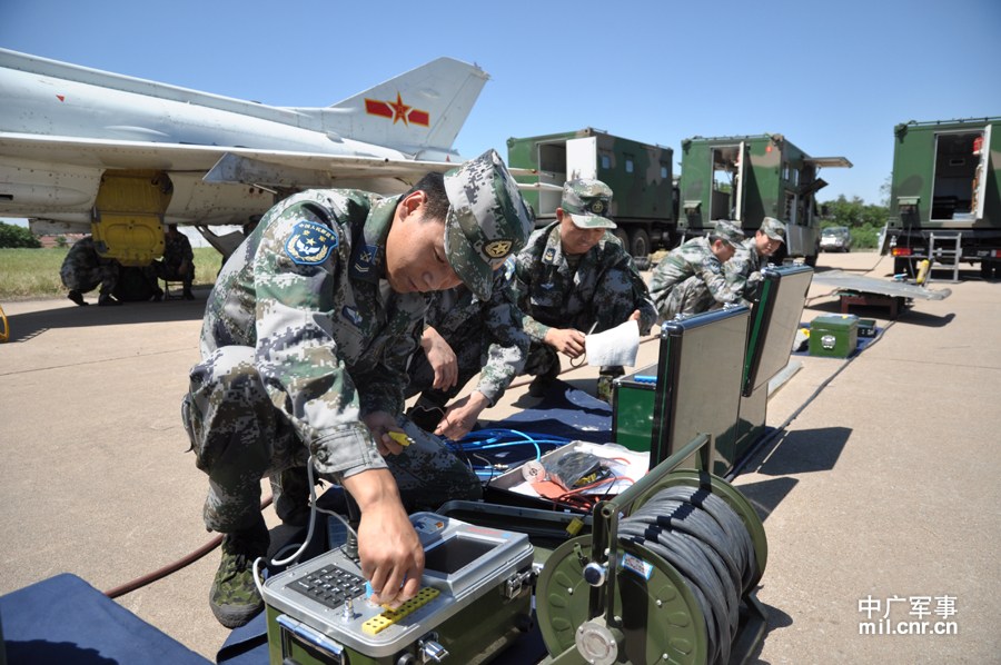 軍事直播，探索軍事領域的實時動態與深度解析，軍事直播，實時探索軍事動態與深度解析