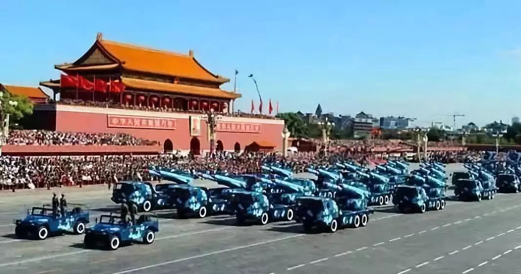 國慶70周年閱兵,展現中國力量與榮耀,國慶70周年閱兵,彰顯中國力量與榮光