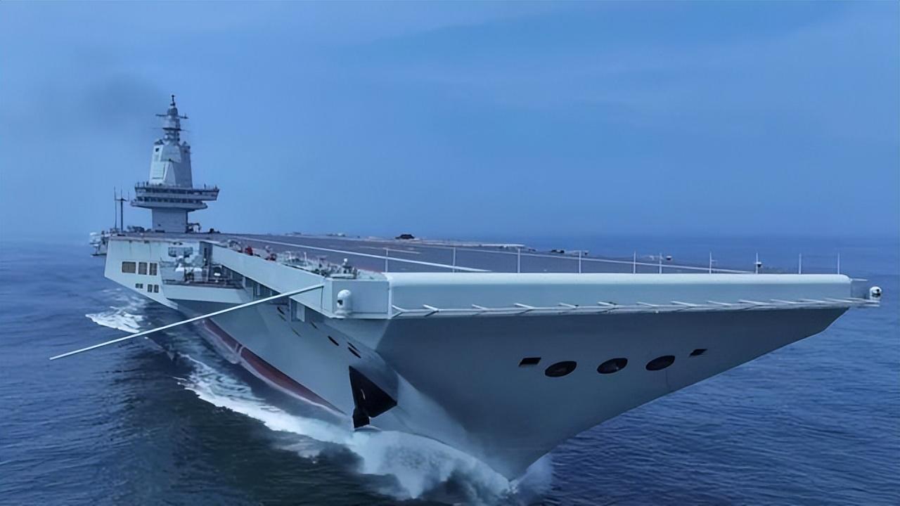 揭秘福建艦的真實排水量,是否只有傳聞中的8萬噸?,揭秘福建艦排水量真相,傳聞中的8萬噸是否準確?