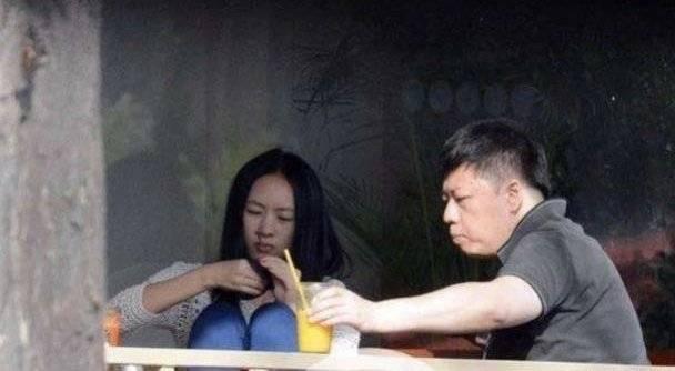 童瑤的老公簡歷——揭秘背后的故事,童瑤老公背景大揭秘,背后的故事浮出水面