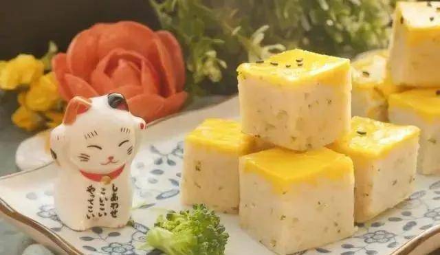 關(guān)于十個(gè)月寶寶的健康成長(zhǎng),一日三餐食譜指南,十個(gè)月寶寶的健康成長(zhǎng),一日三餐食譜指南