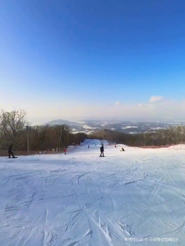 松花湖滑雪場，體驗冰雪運動的魅力與樂趣，松花湖滑雪場，冰雪運動的魅力與樂趣體驗