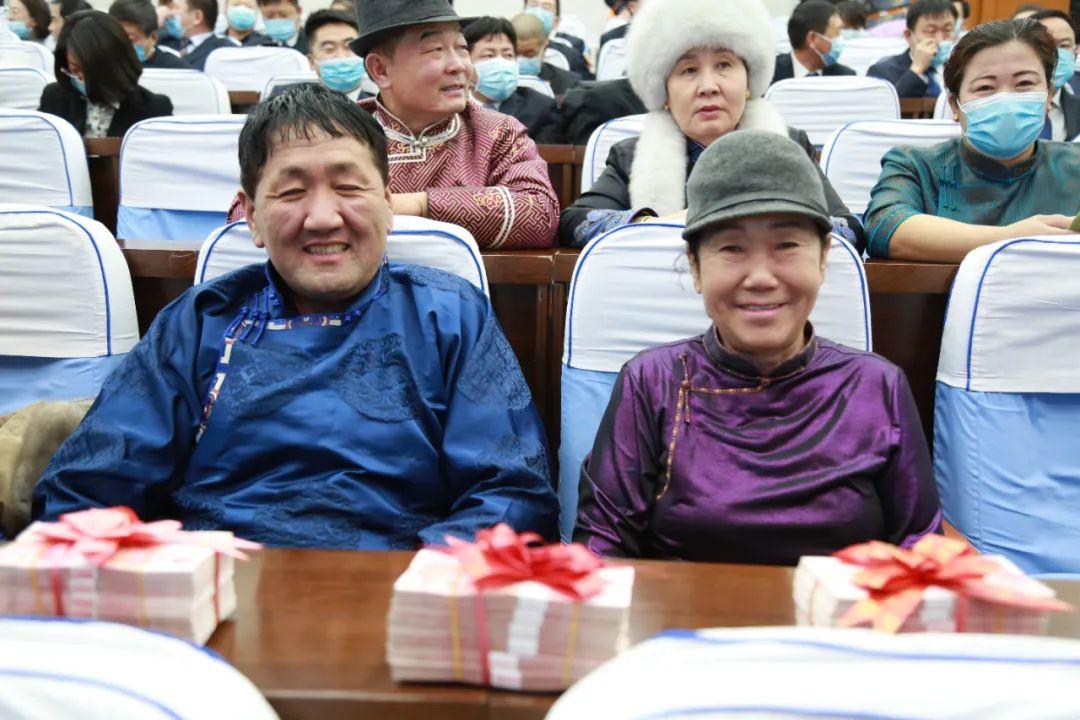 額濟納旅行社旅游報價詳解，額濟納旅行社旅游報價全面解析