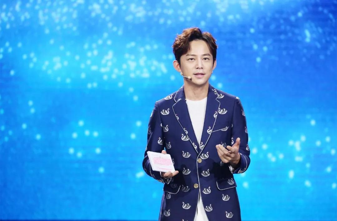 何炅事件深度解析，究竟是怎么回事？，何炅事件內(nèi)幕深度解析，真相究竟如何？