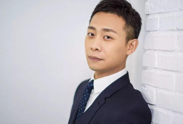 張譯初戀郭娜生前照，回憶與致敬，張譯初戀郭娜生平照，回憶與致敬的篇章