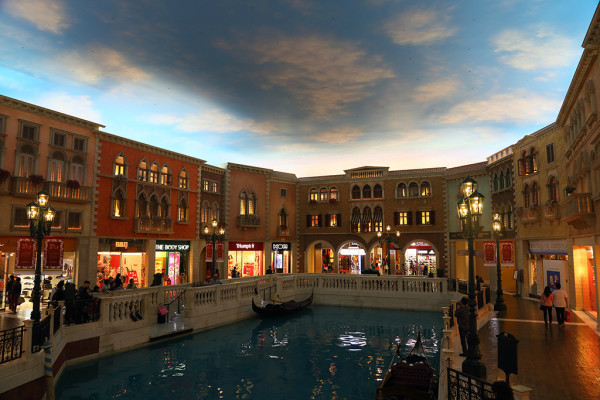 澳門今晚必開一肖一特芳草地，探索生肖彩票的神秘面紗，澳門生肖彩票探索，揭開神秘面紗，今晚必開一肖一特芳草地