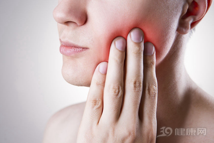 舌癌的早期癥狀圖片，了解、預防與應對，舌癌早期癥狀圖解，了解、預防與應對策略