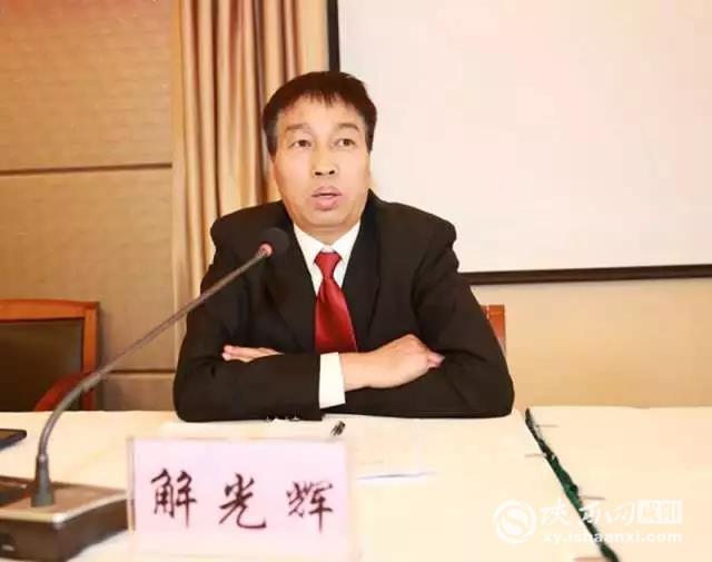 新聞最新頭條精選，十款不容錯過的熱點資訊解讀，精選新聞頭條，十款熱點資訊解讀，不容錯過