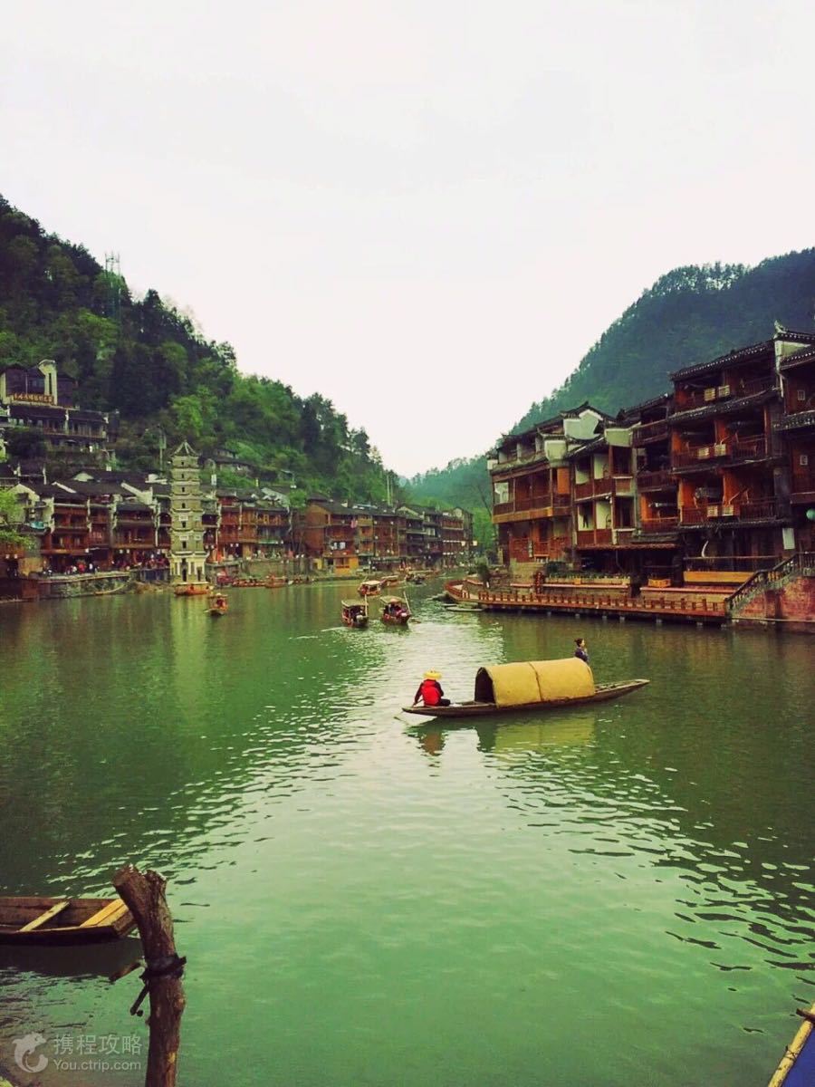 鳳凰古城三日游報(bào)團(tuán)攻略，鳳凰古城三日游跟團(tuán)攻略全解析