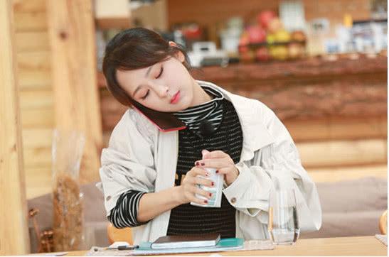 演員王珂為何不溫不火？——深度解析其演藝之路，演員王珂演藝之路解析，為何未能大紅大紫？深度探究其演藝生涯。