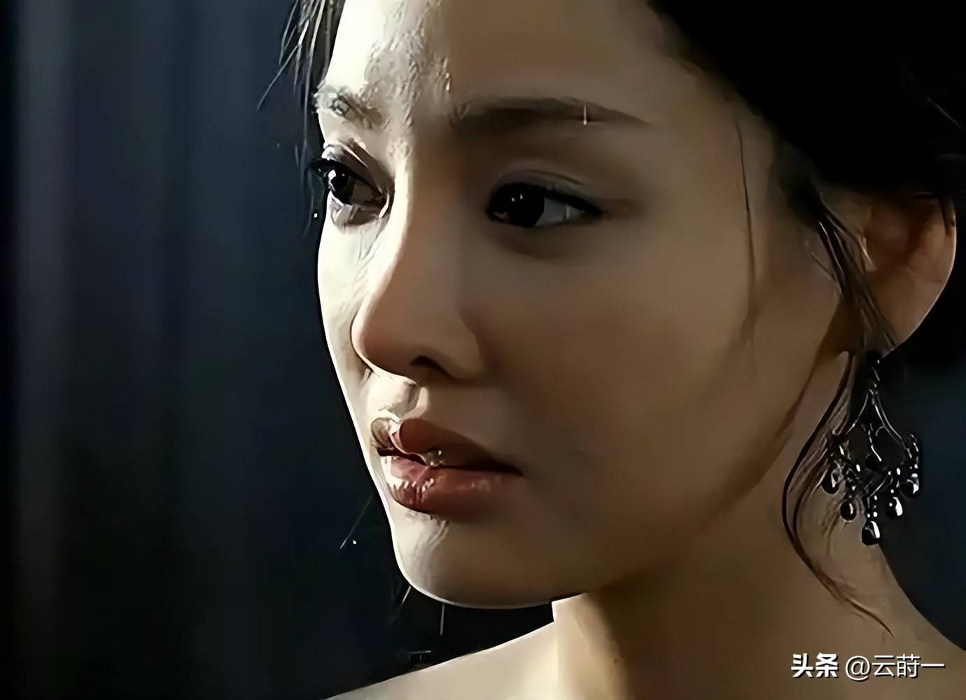 韓國女星潛規(guī)第三季,揭秘潛規(guī)則的深度與廣度,在線觀看全解析,韓國女星潛規(guī)則第三季深度揭秘,在線全解析揭秘潛規(guī)則內(nèi)幕