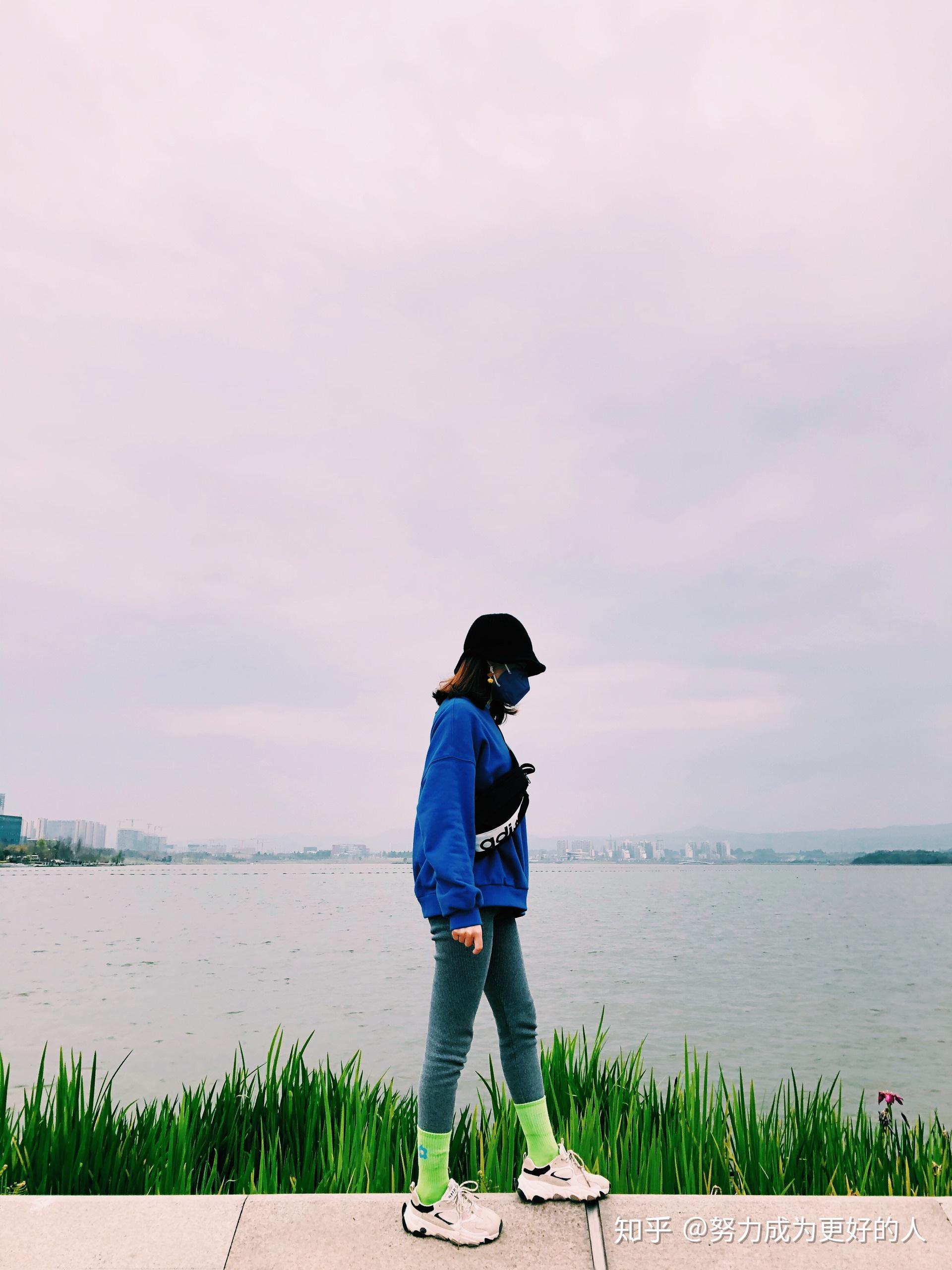 女生身高155cm算矮嗎？——一個值得探討的話題，女生身高155cm是否算矮，深度探討的話題