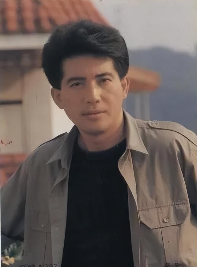 秦漢個(gè)人資料，揭秘77歲照片背后的故事，秦漢個(gè)人資料揭秘，探尋77歲照片背后的故事